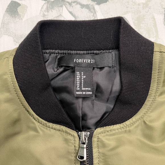 Bomber Jacket - Picture 3 of 3